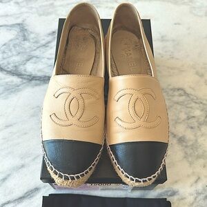 CHANEL Beige & Black lambskin espadrilles -Sz 37.